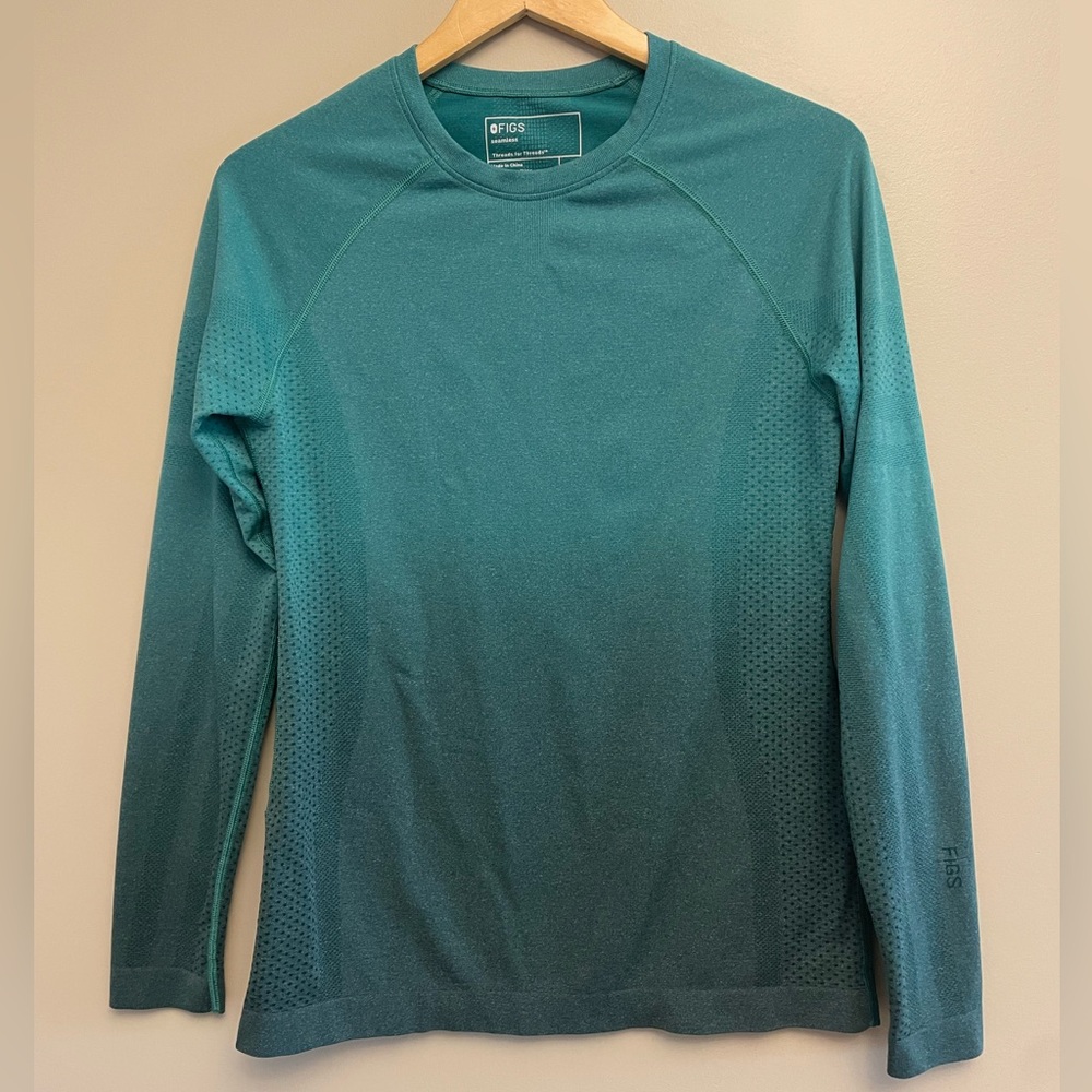 Figs Salta Seamless Teal Ombré Long Sleeve Large